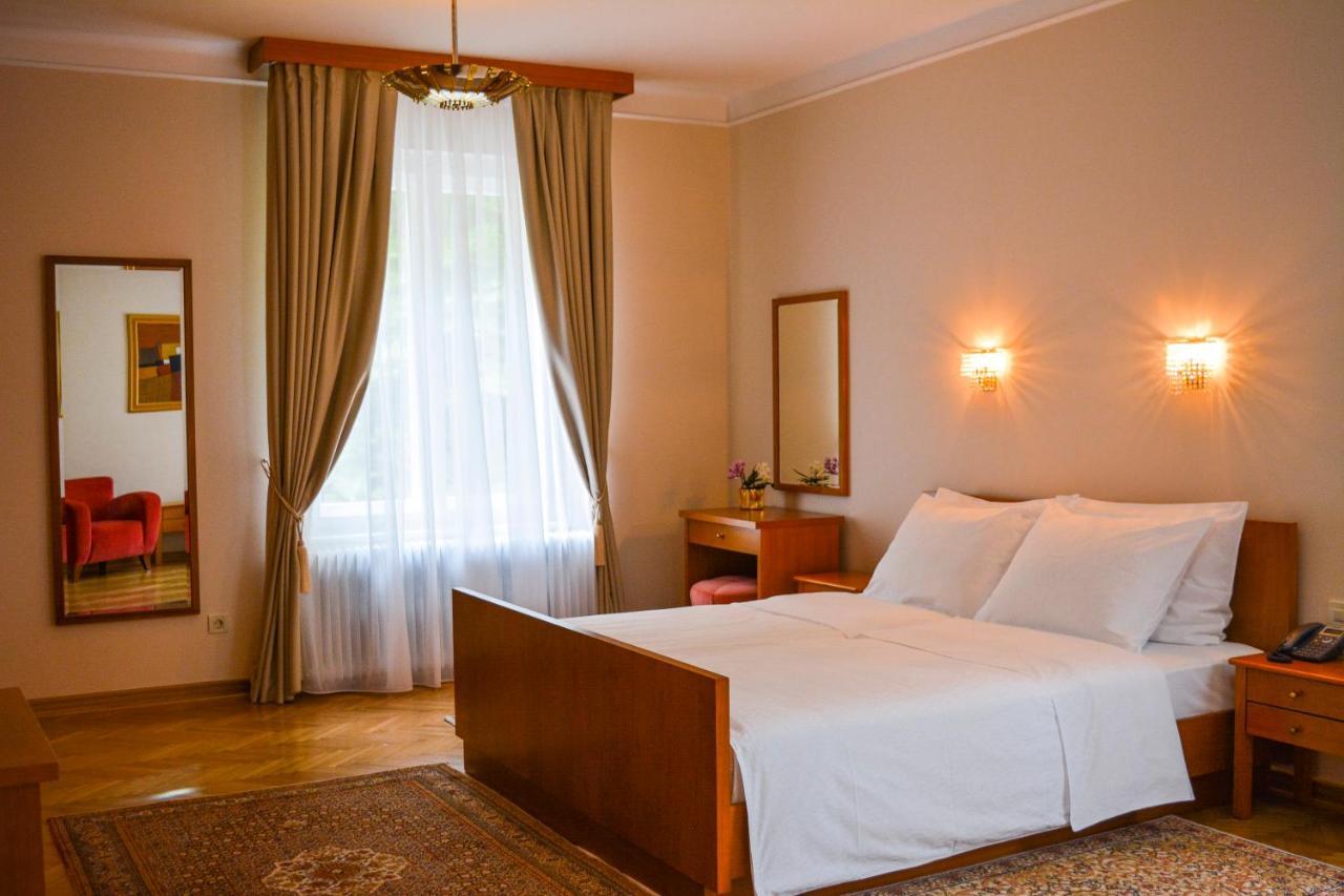 Vila Bled Hotel Екстериор снимка